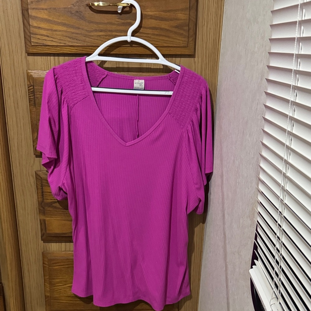 Terra & Sky Magenta V-Neck Blouse
